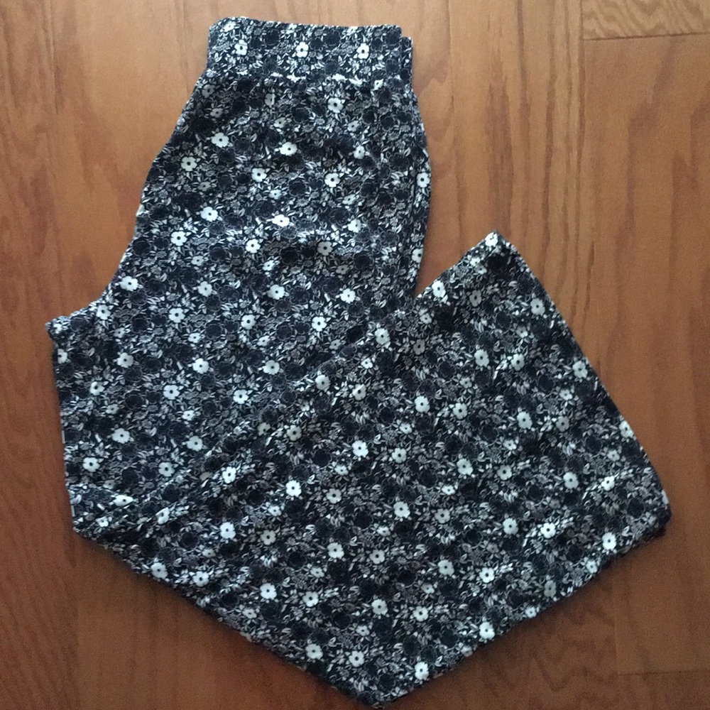 Hollister Floral Boho pants